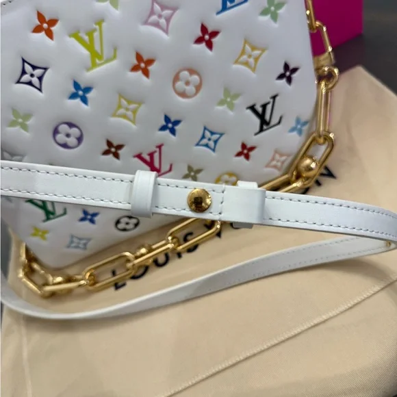 Louis Vuitton White Crossbody Bag with Multicolor Monogram - Picture 11 of 11